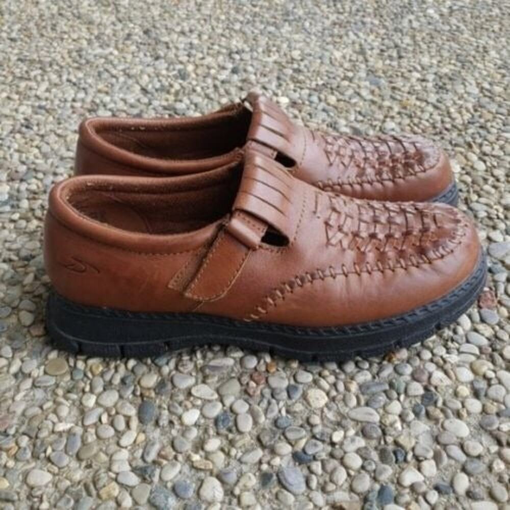 Dr Scholls Brown Loafers Woven Design Front - Size 6.5